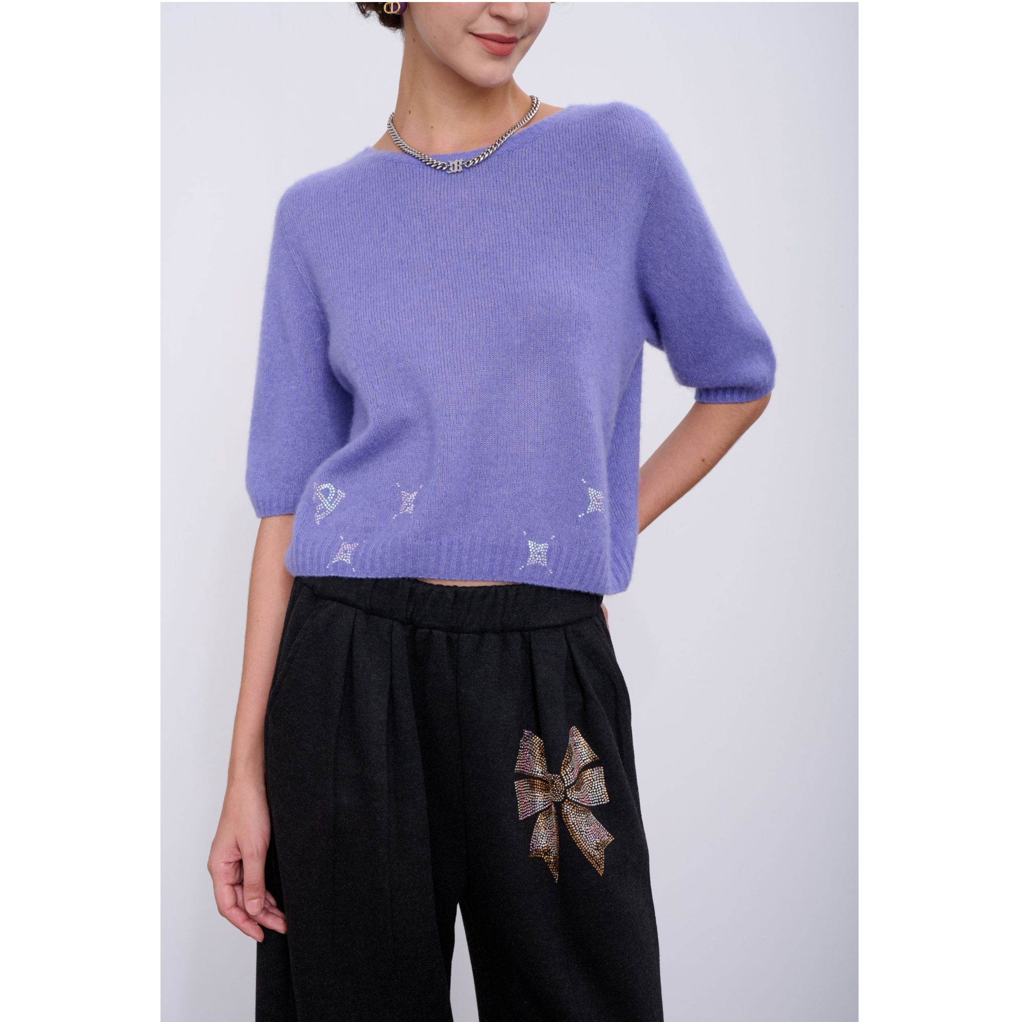 年终大促-TCH轻奢烫钻雅丹风烫钻圆领提花紫色针织衫T72C10E5002