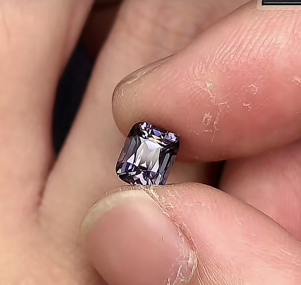 缅甸黑武士尖晶石1.53ct