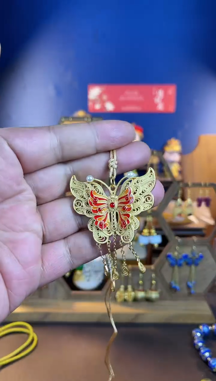 【闪购商品】69号蝴蝶珐琅吊坠