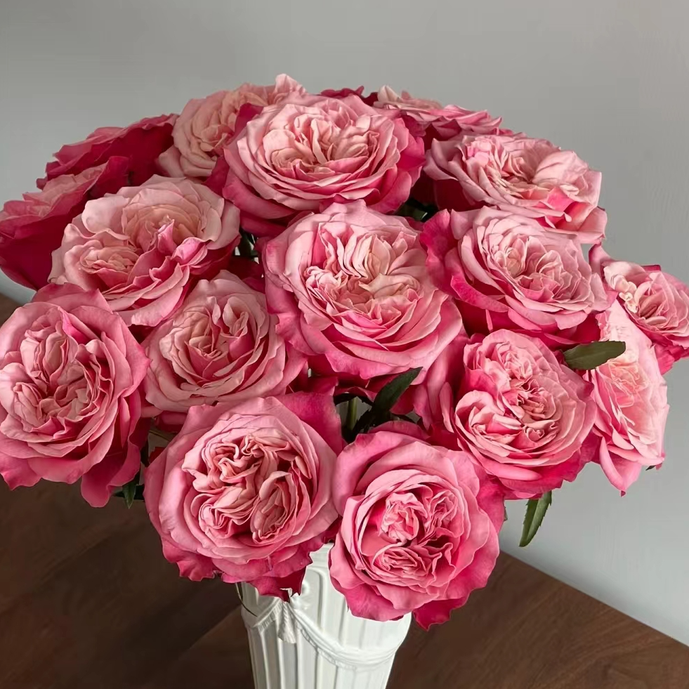 鲜花    闺蜜20枝【一单中通，两单升级顺丰冷链】