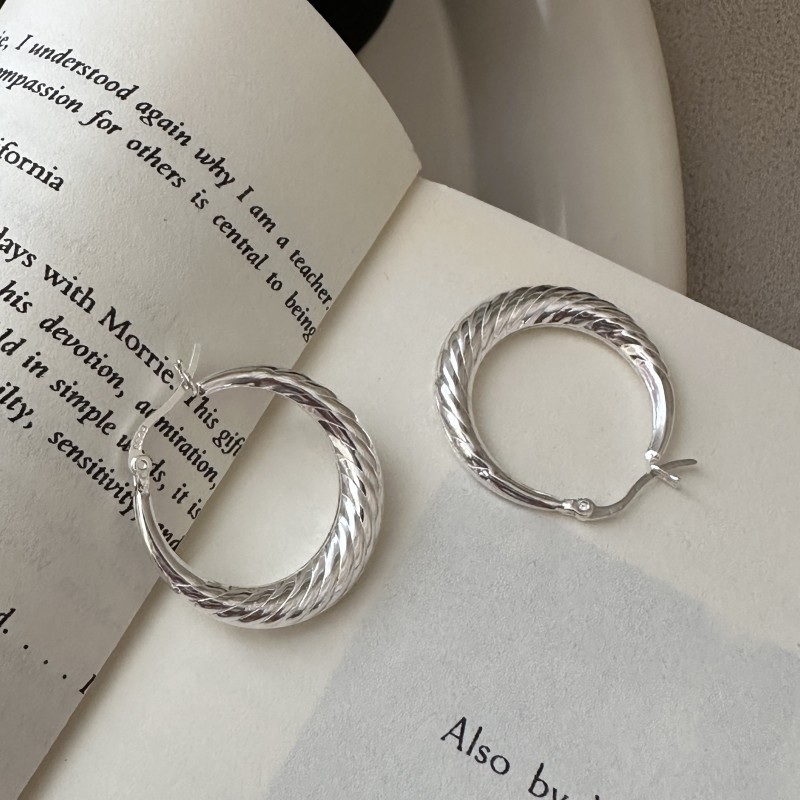 925银耳饰 韩版小众设计感麻花牛角包耳扣韩式风简约