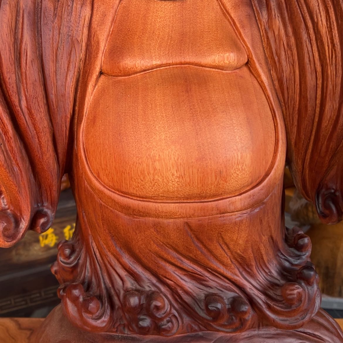 【闪购商品】花梨根雕嗯****?
