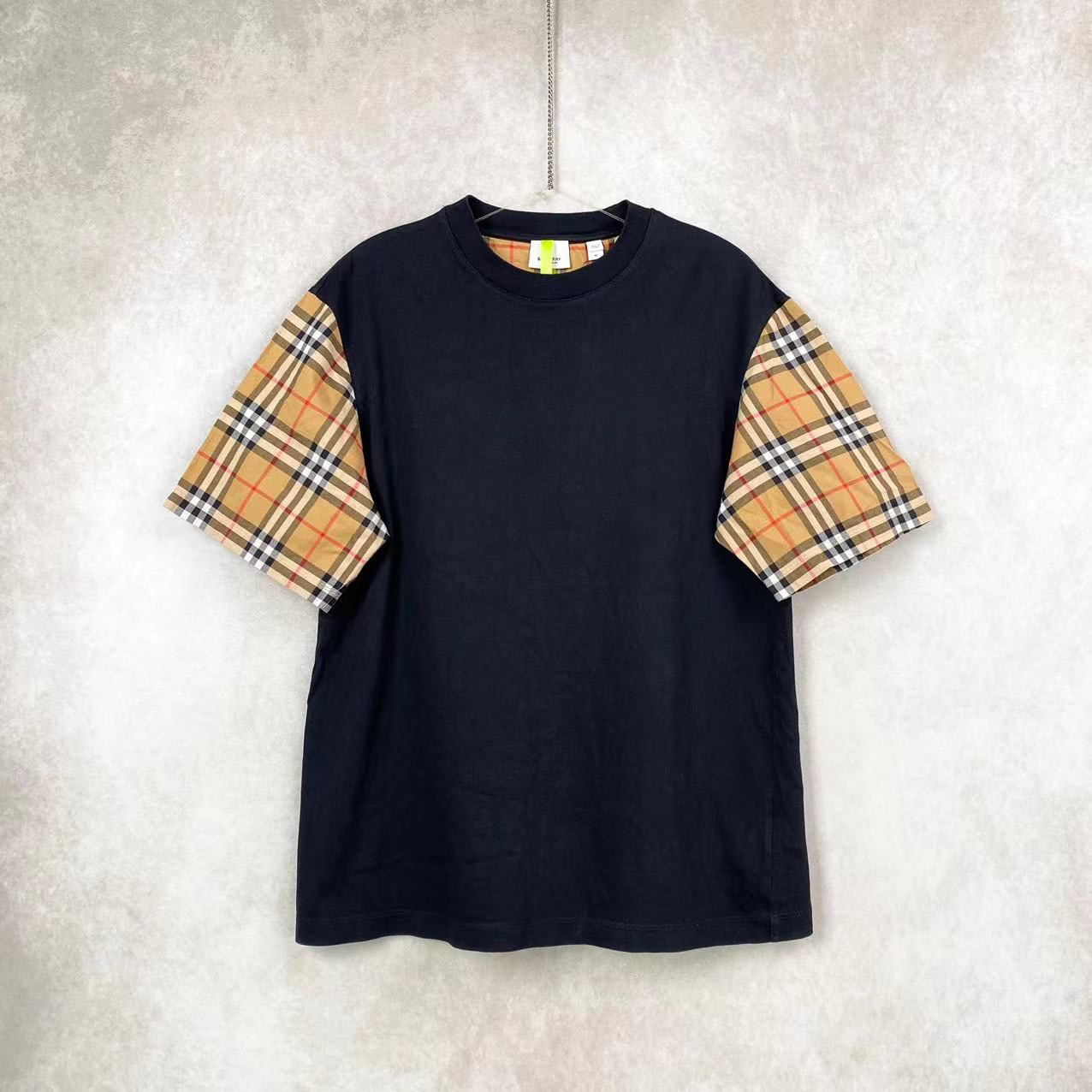 BURBERRY/博柏利黑/白色格纹拼接短袖  多尺码