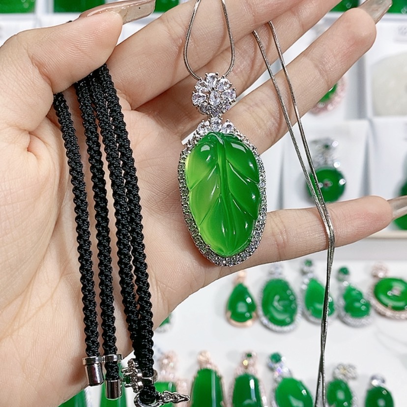 【闪购商品】玛瑙/玉髓吊坠未镶嵌