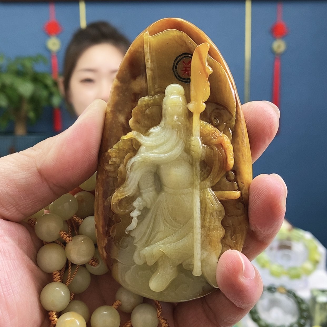 【闪购商品】蛇纹石玉挂坠未镶嵌?****࿐