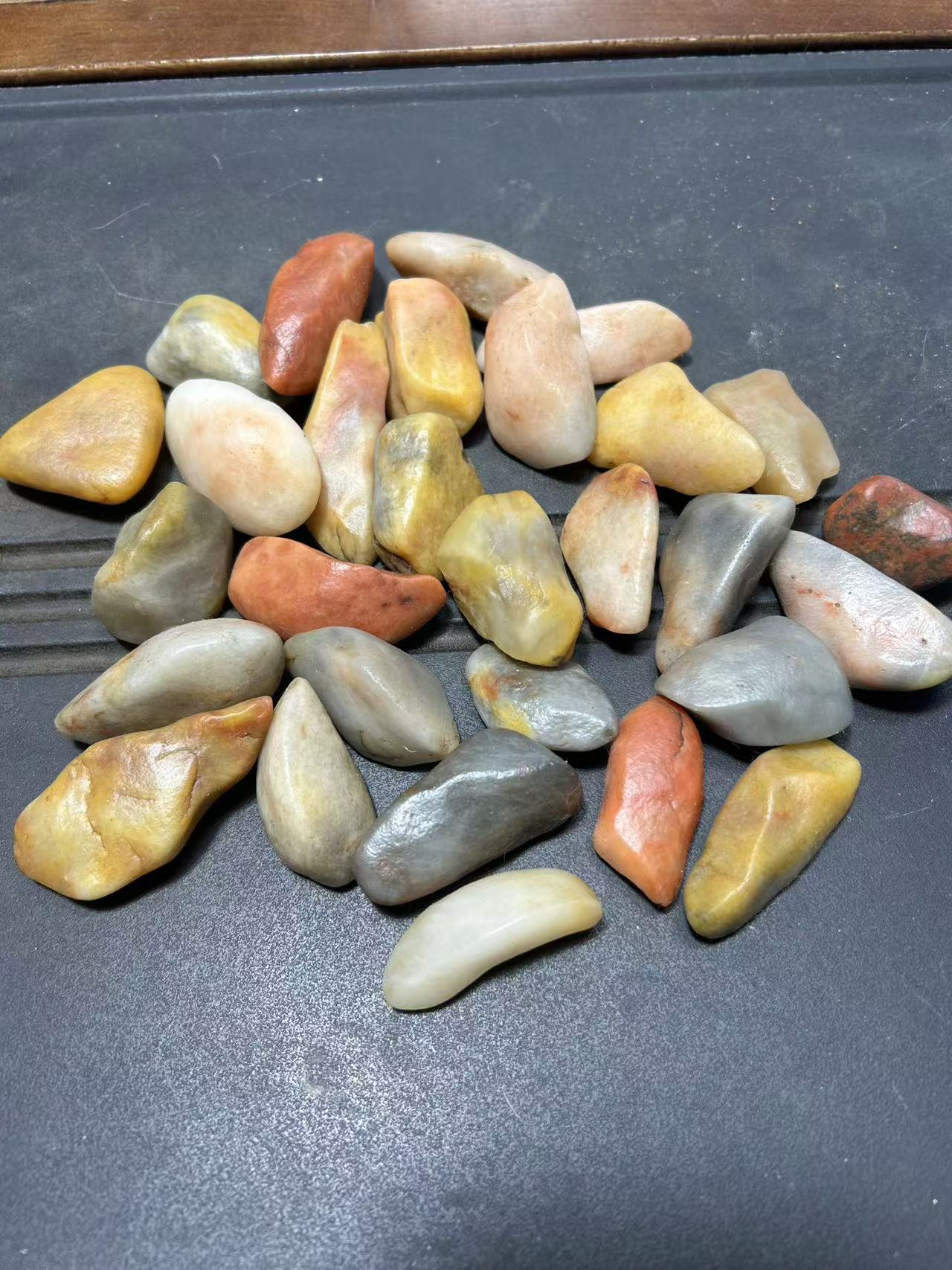 新疆金丝玉彩石雕刻料挂件料原石