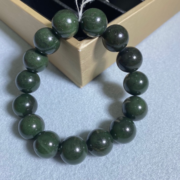 和田玉绿色卡16mm素圈手串