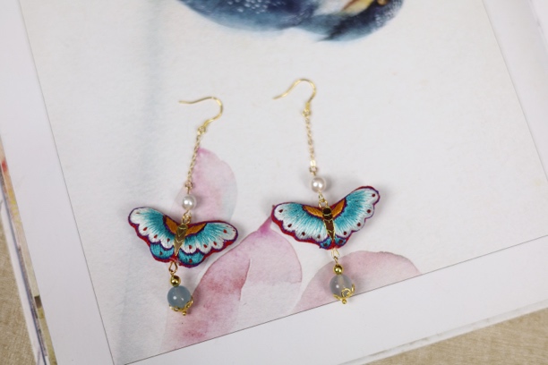 纯手工刺绣苏绣耳环挂饰配件