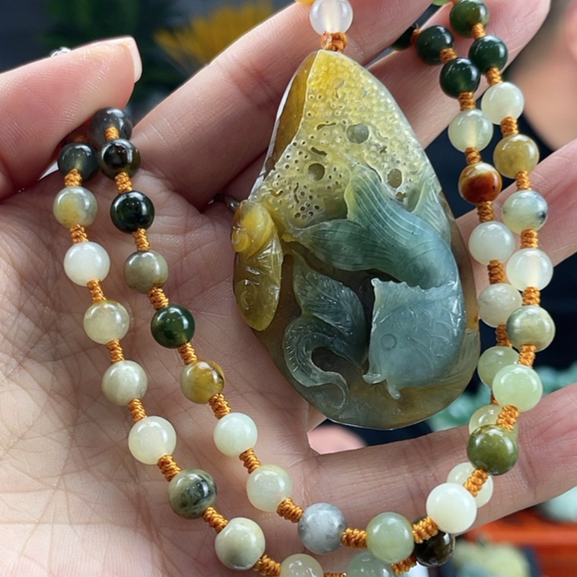 【闪购商品】蛇纹石玉颈饰未镶嵌