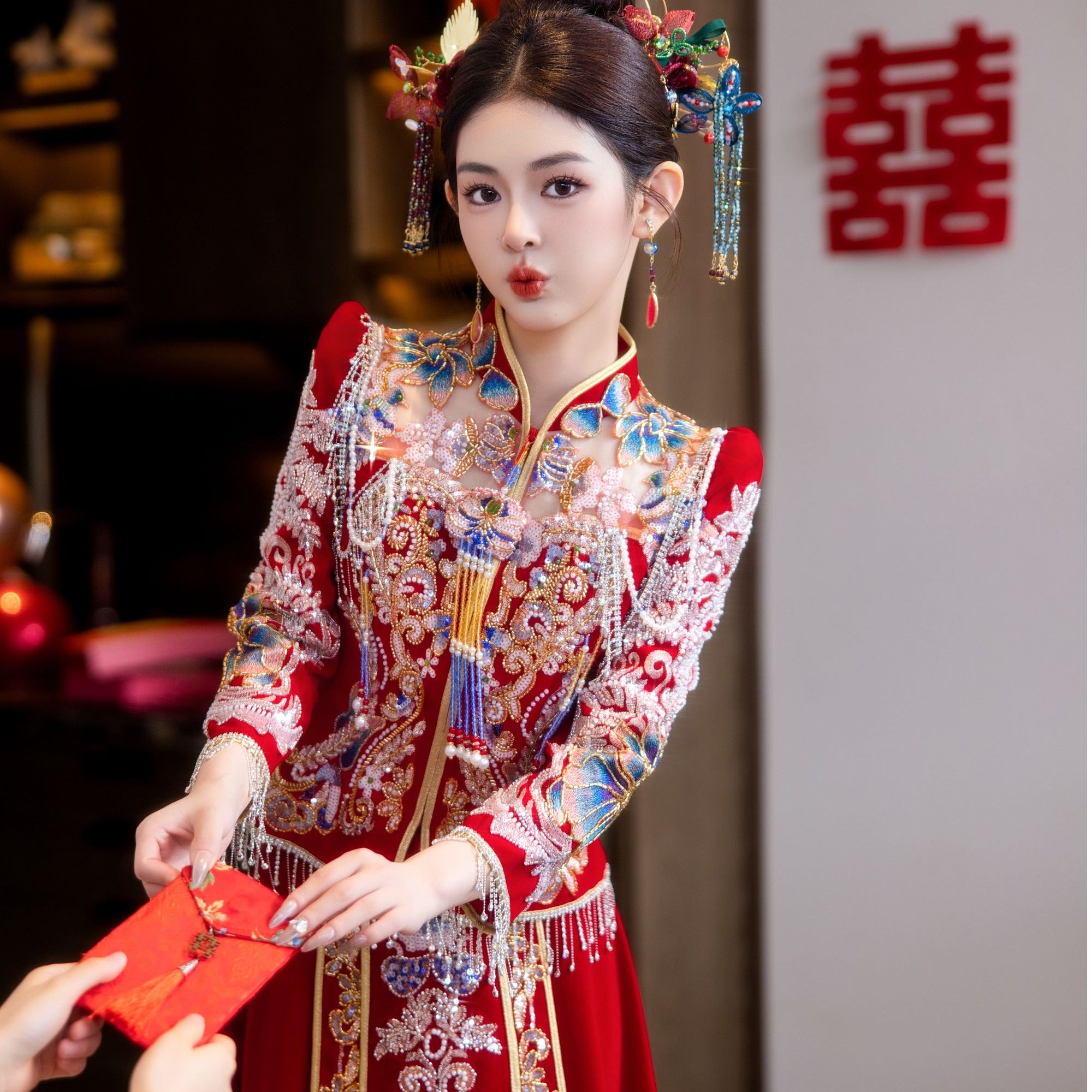 重工秀禾服婚服新娘2025新款结婚出阁服中式出嫁服大裙摆嫁衣春秋