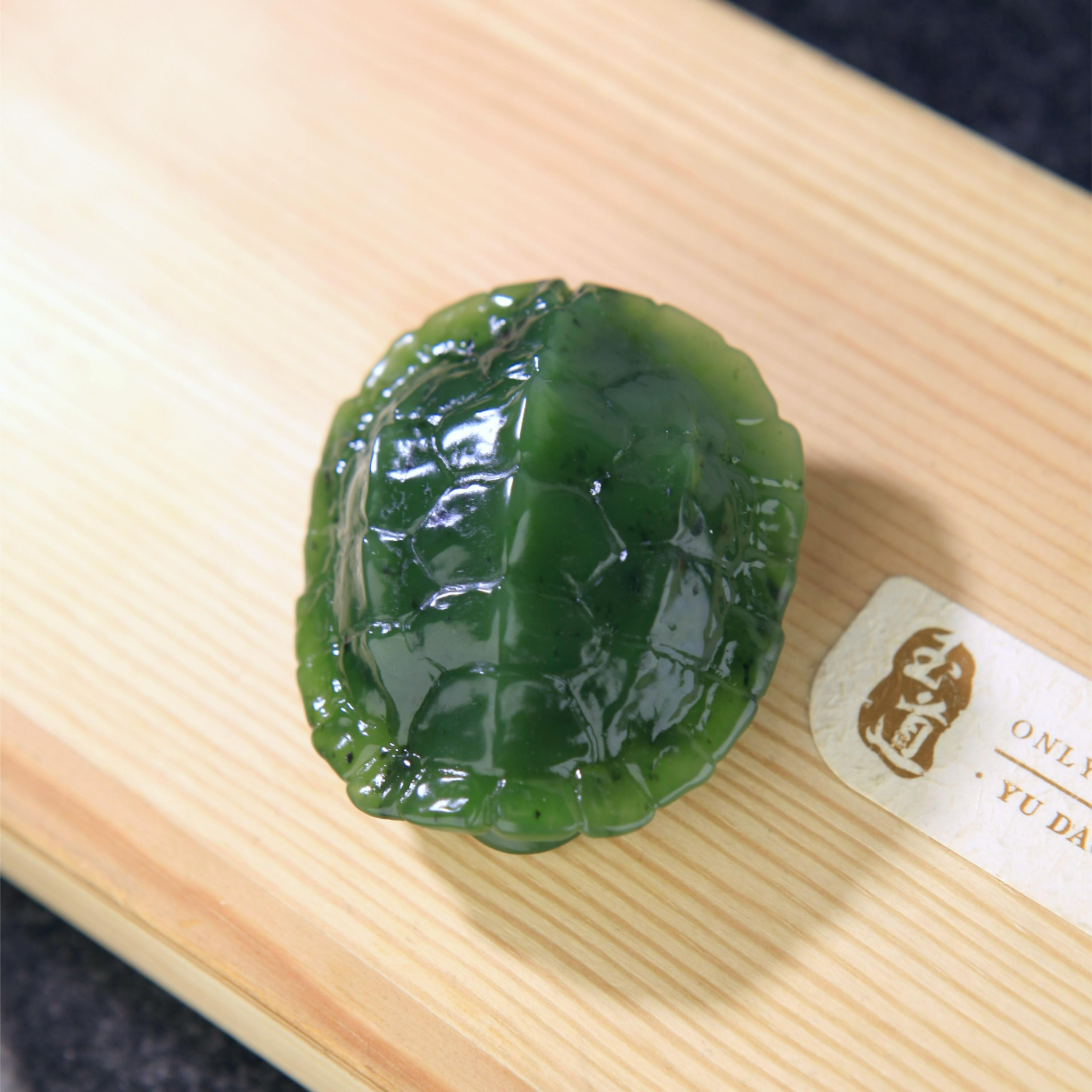 【玉道.出品】天然和田玉 碧玉 把件龟背