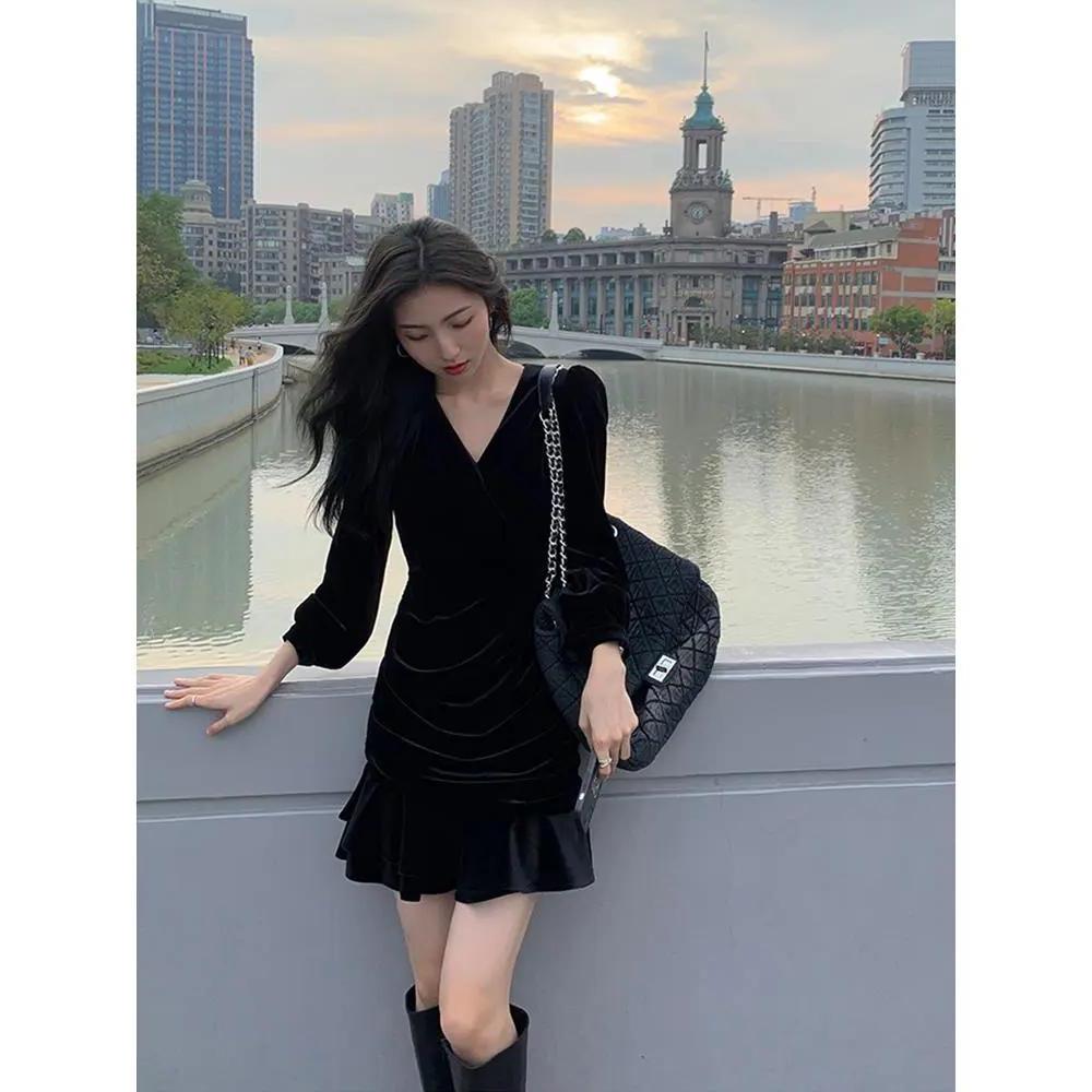 淡风秋季新款女装高级感气质名媛女神范黑色长袖连衣裙子复古包臀