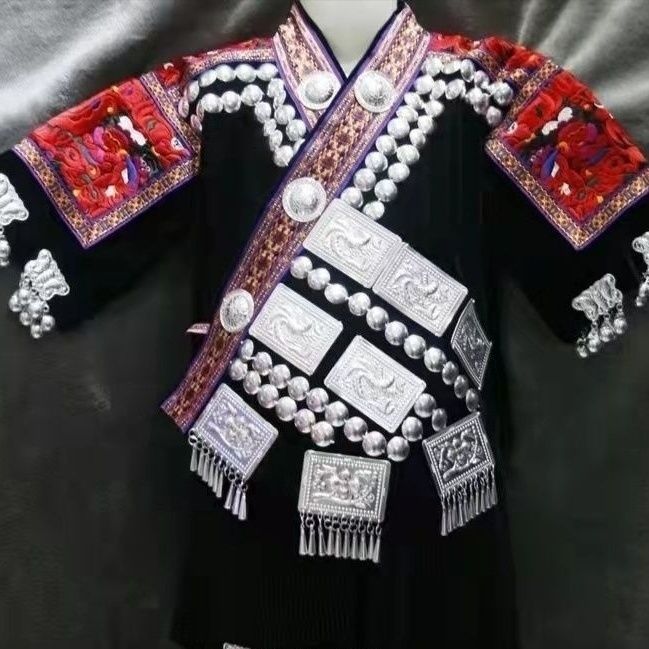 苗族服装女少数民族风旅拍演出服饰套装