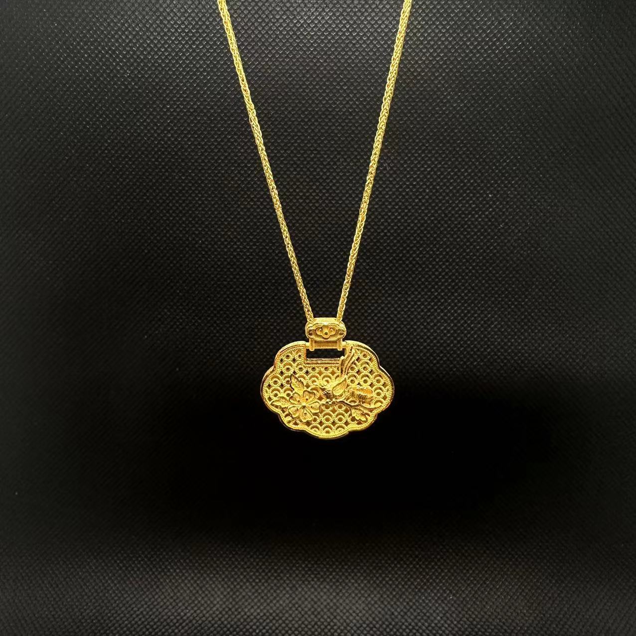 《金品楼》足金999.9精品锦鲤锁喜上眉梢套链43mm＋3mm长度纯金时尚