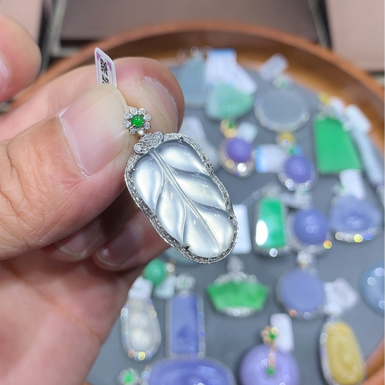 【闪购商品】翡翠颈饰18K金镶嵌