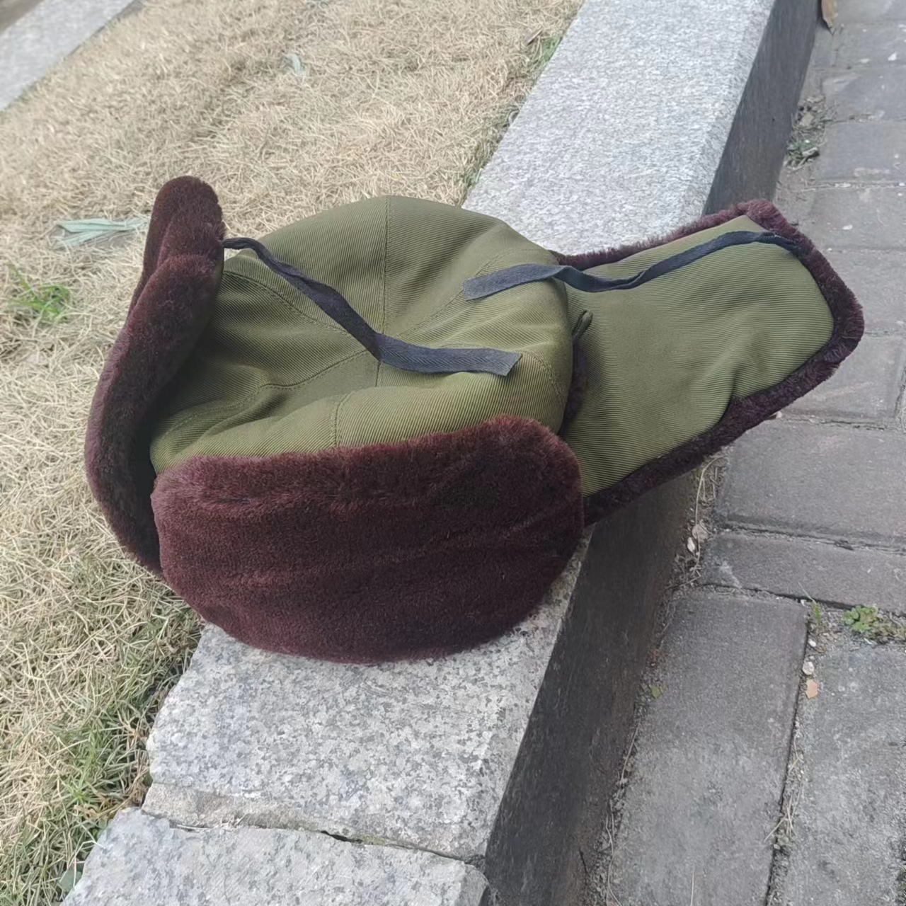 全新马裤呢黄栽绒帽男冬季护耳防寒保暖东北中老年户外雷锋帽