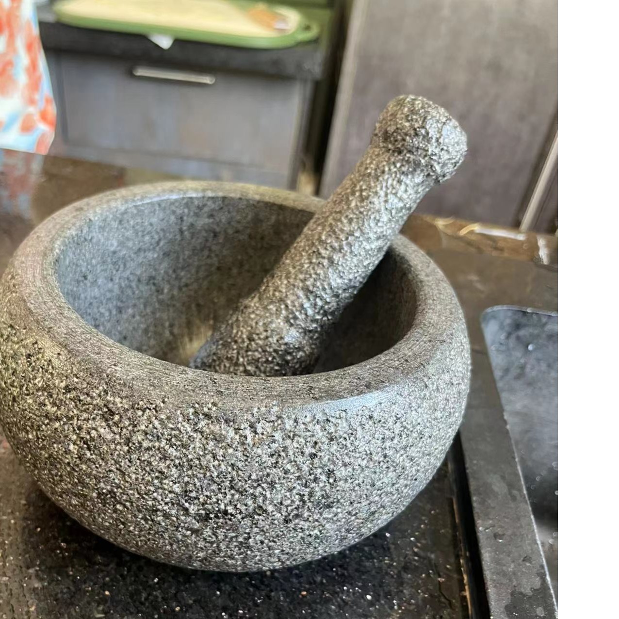 花岗岩原石石臼（外径20高11CM)