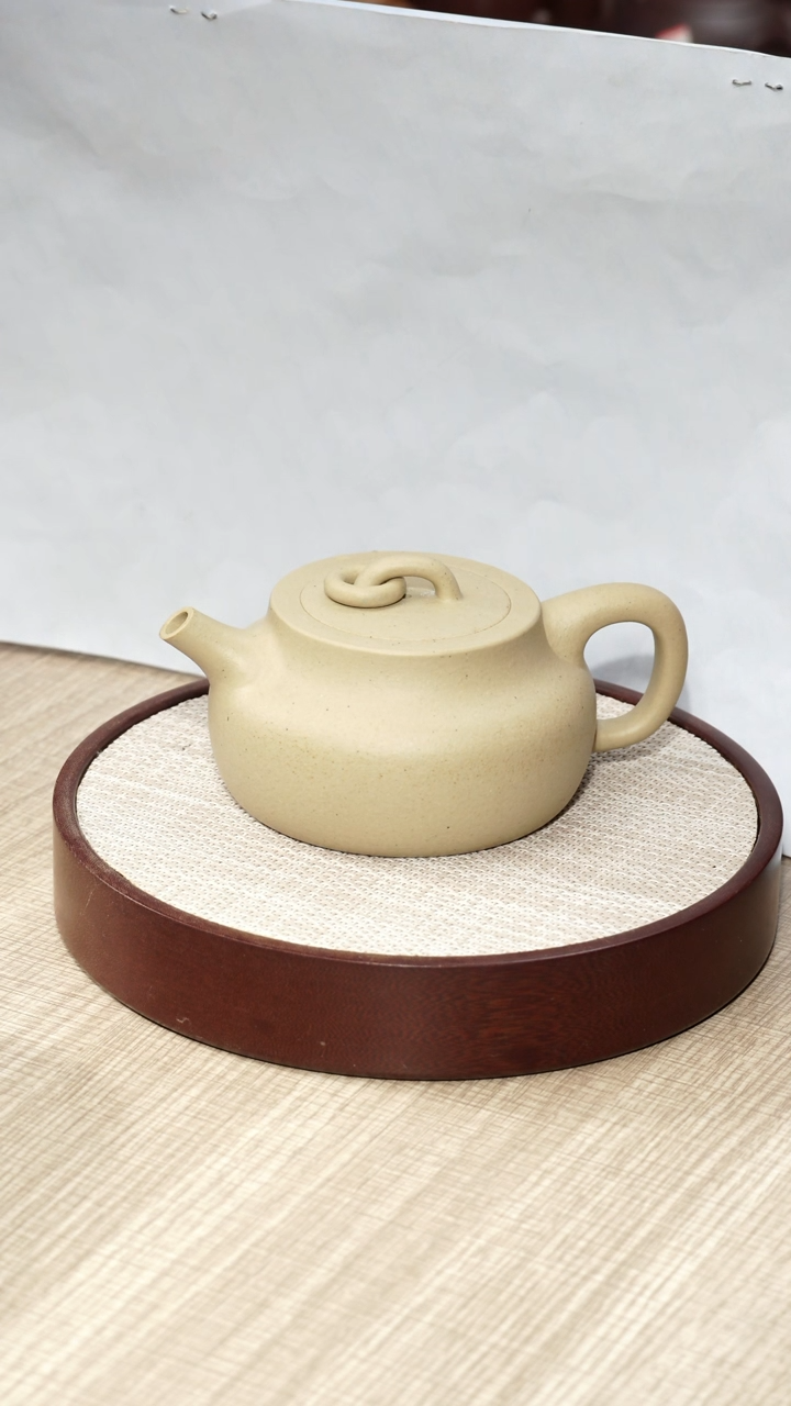 【闪购商品】本山绿泥茶壶大瑕顶环壶200CC容量
