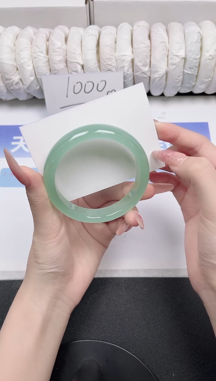 未镶嵌手镯石英质玉96-59.4