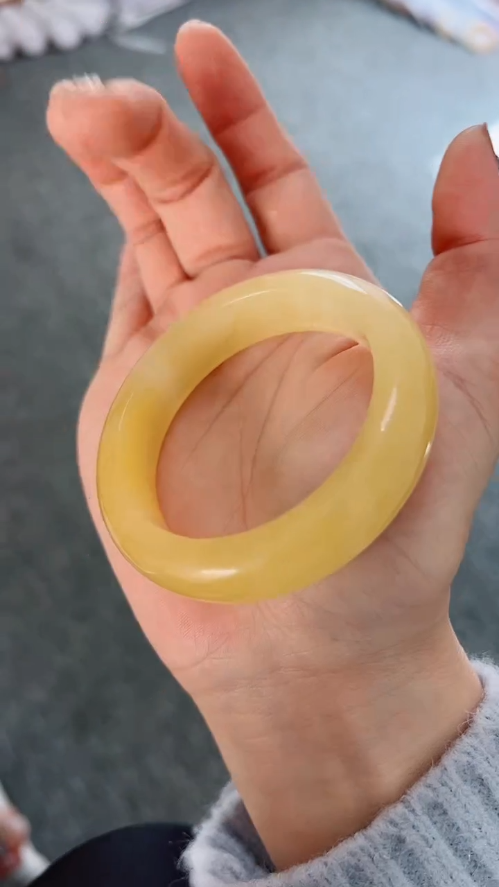 【闪购商品】石英质玉手镯未镶嵌920-52