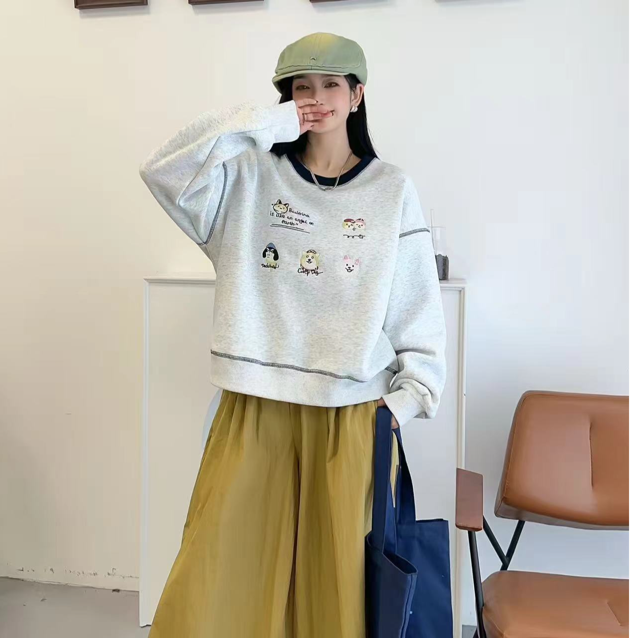 加绒卫衣 衣长55左右小个子圆领 冬款 中间狗刺绣 奥粒绒卫衣 122