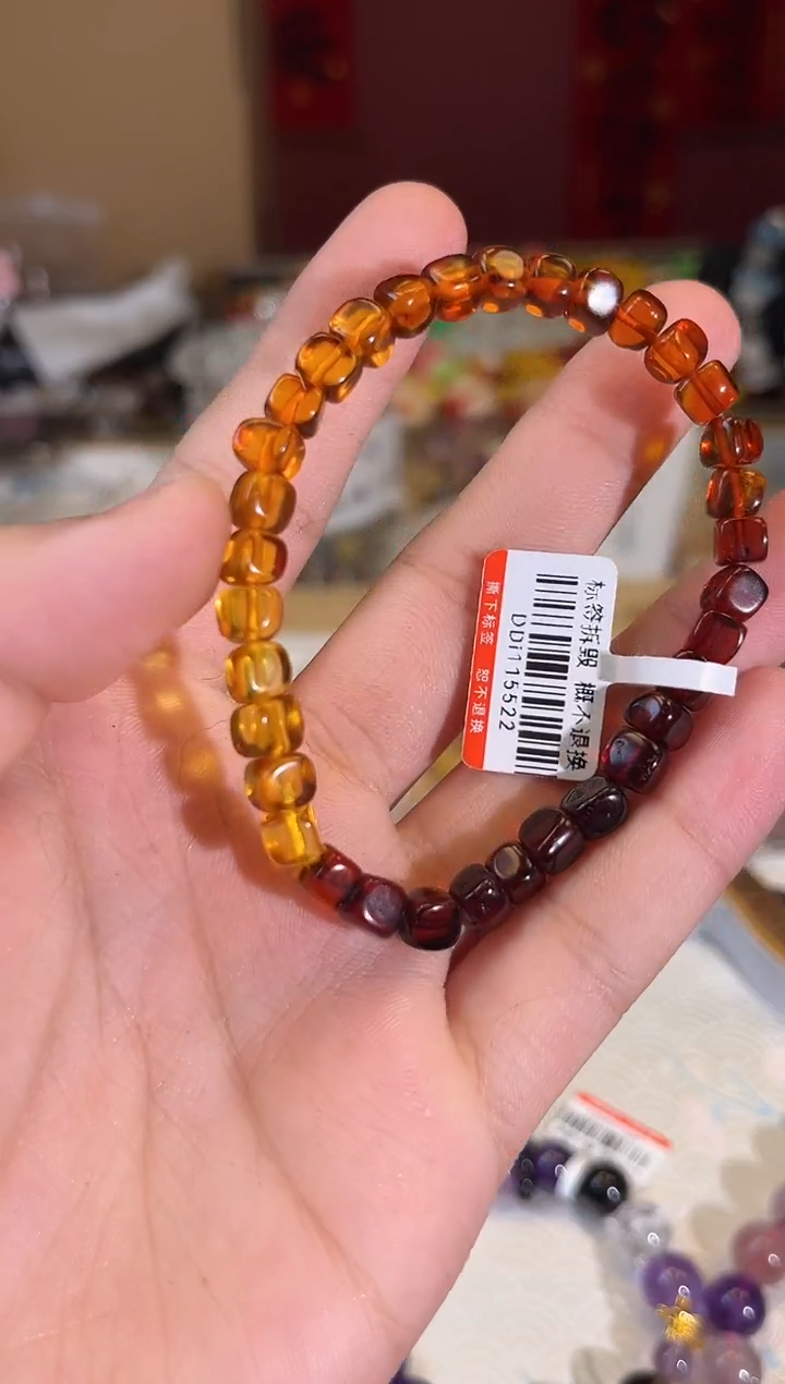 【闪购商品】血珀手链未镶嵌Q565手串