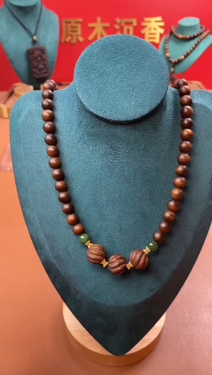 【闪购商品】沉香手串P红土沉白棋08三圈+扭转乾坤沉香木雕