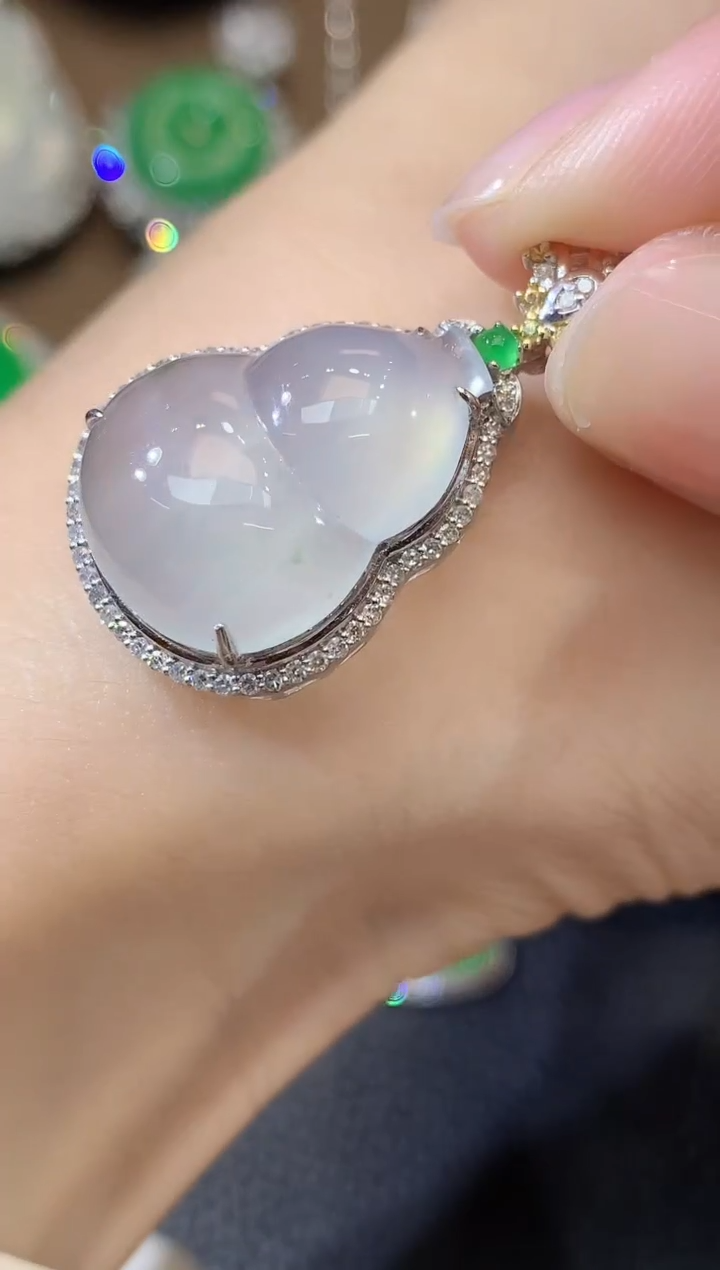 吊坠(不含链)18K金镶嵌翡翠C14