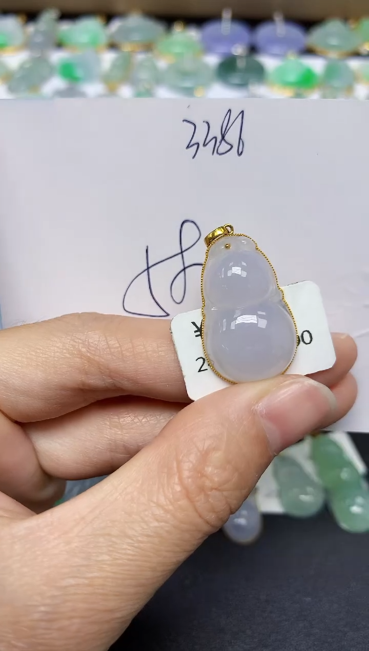 翡翠18K金镶嵌颈饰 天然翡翠A货