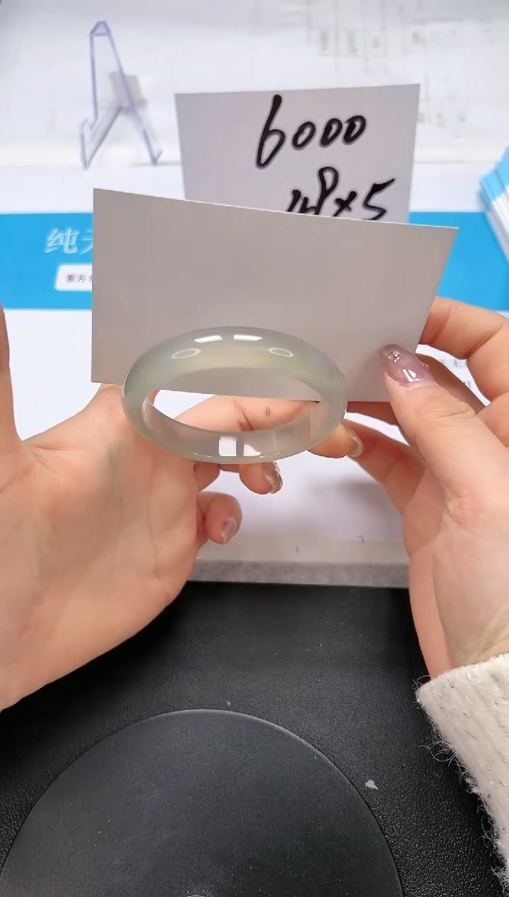 【闪购商品】石英质玉手镯未镶嵌A278-53.1