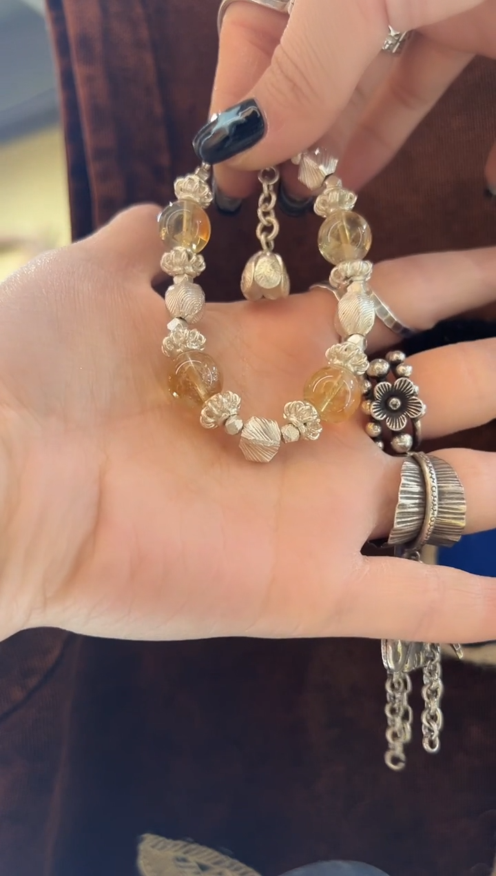 无925银?****啤手链