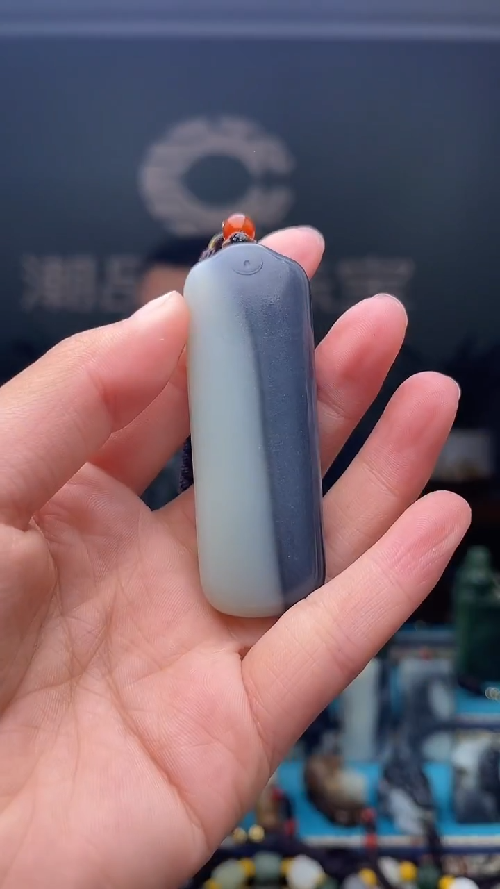 未镶嵌和田玉挂件1