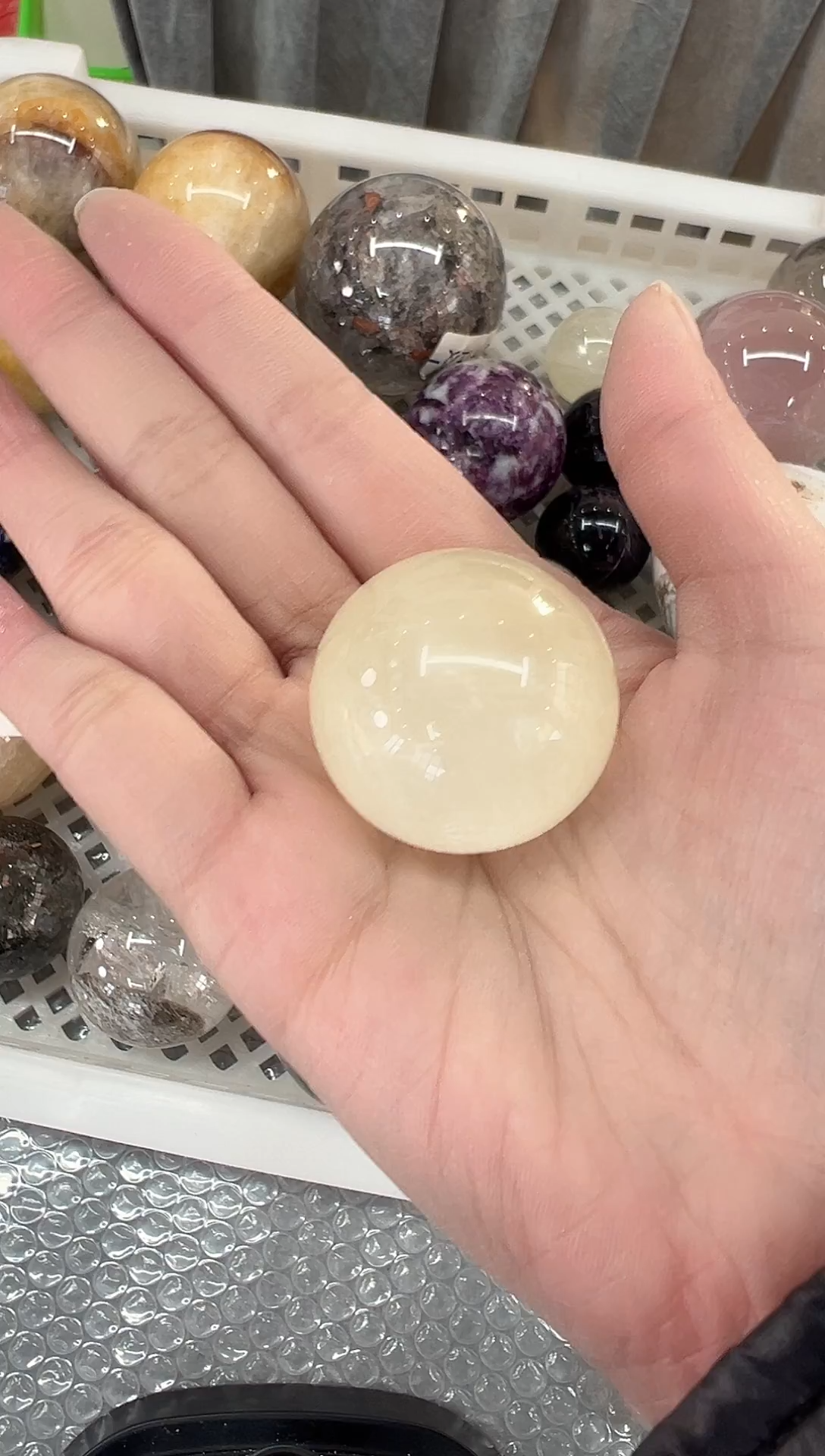 未镶嵌珠宝半成品水晶飞****?S429 约3.4cm