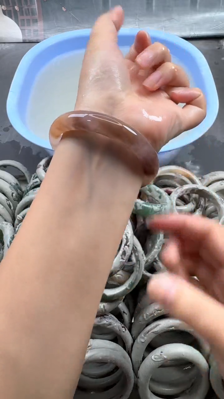 石英质玉手镯未镶嵌2