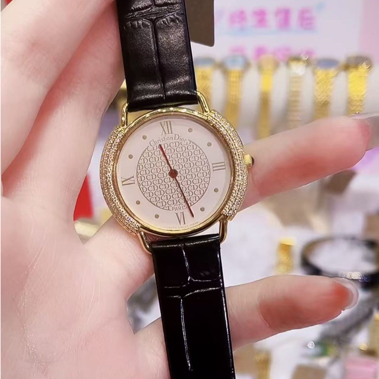 95新 DIOR/迪奥 石英腕表/后镶钻/000182