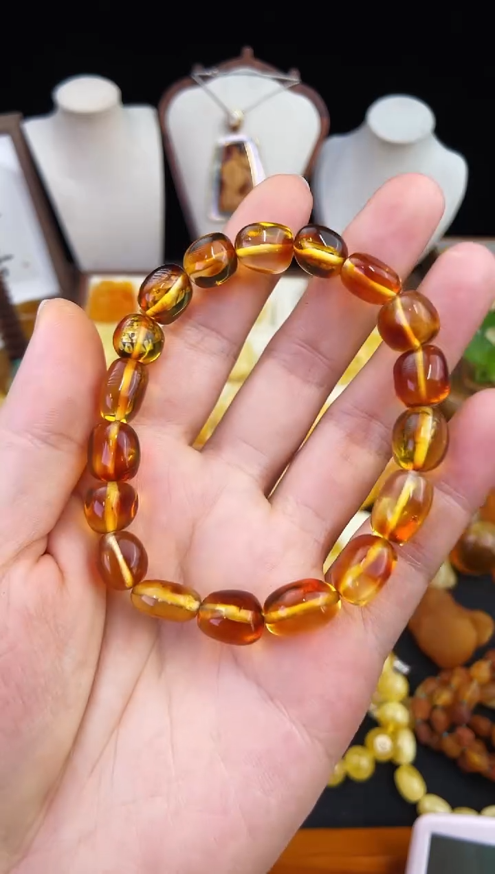 琥珀未镶嵌珠宝奇石柒月