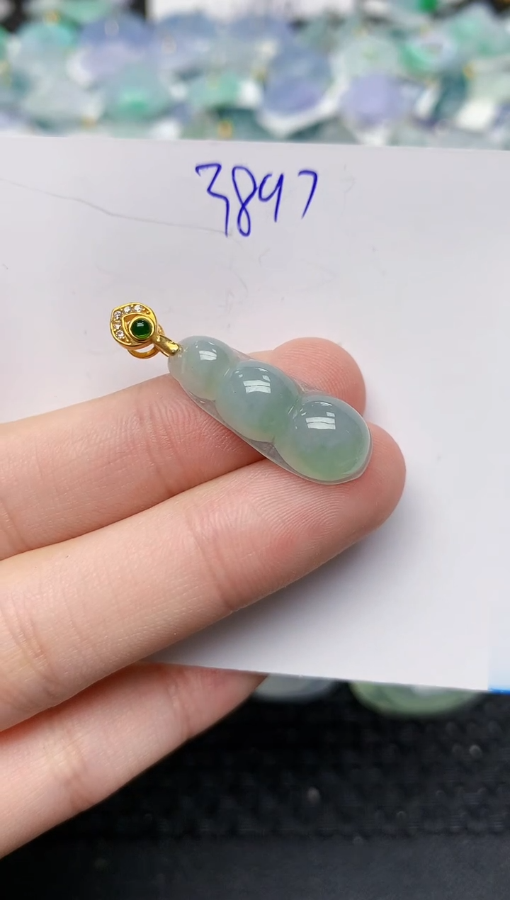 颈饰未镶嵌翡翠天然缅甸A货翡翠百元以上9元证书费自理