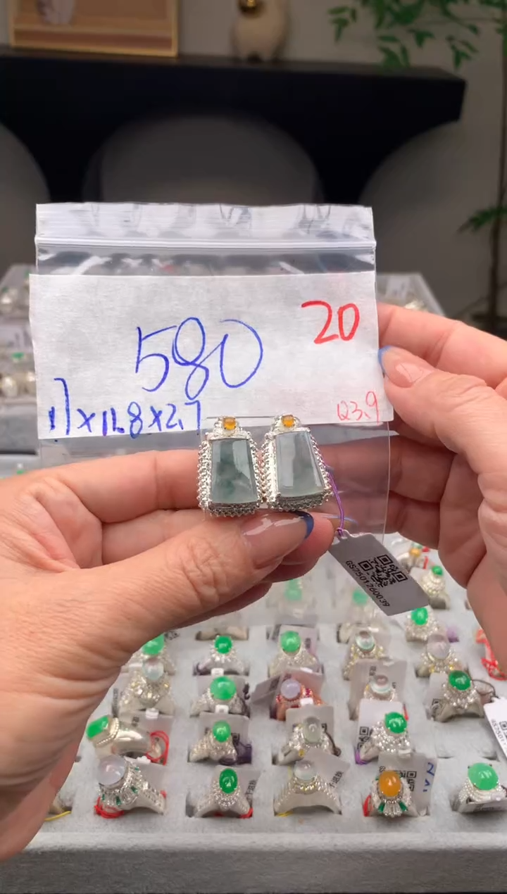 【闪购商品】定制翡翠未镶嵌毛货需精细抛光拍一发一