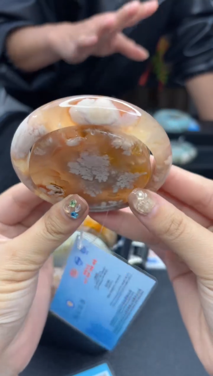 【闪购商品】石英质玉手镯未镶嵌117（64圈赠送镯心）