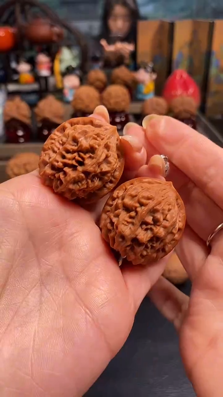 【闪购商品】文玩核桃把件H663龙墩34