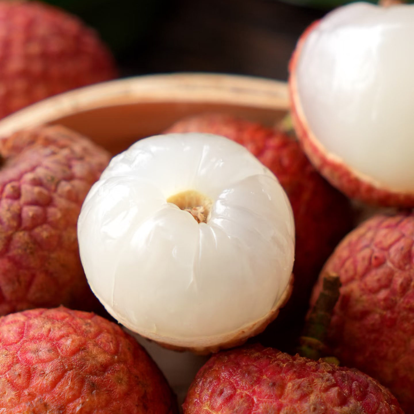 海南新鲜白糖罂荔枝 精品礼盒装 带枝6斤 枝条约3两