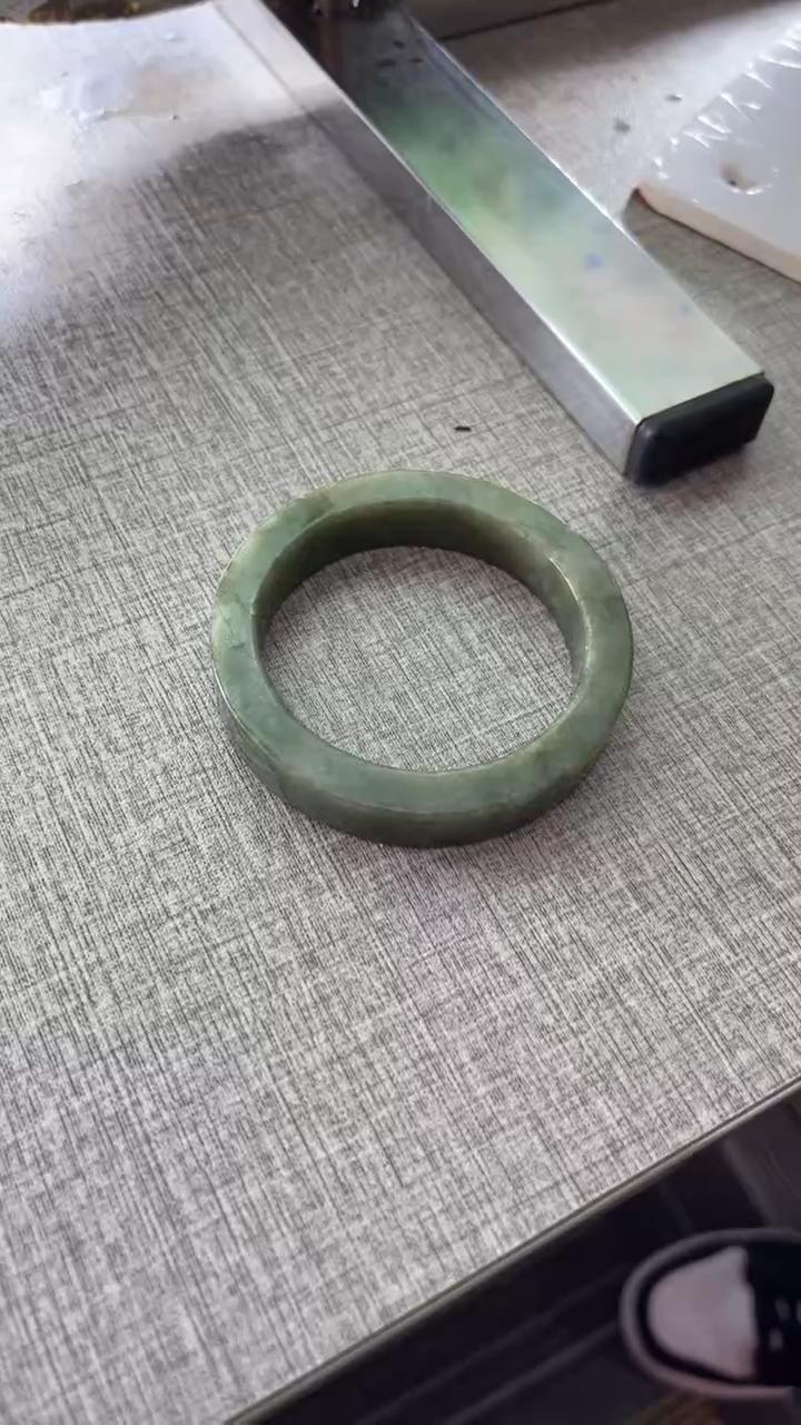 【闪购商品】定制翡翠手镯未镶嵌手镯定制