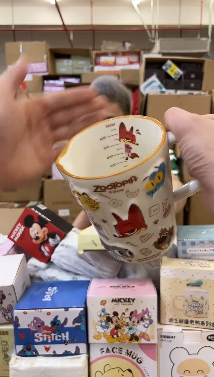 原盒疯狂动物城大号量壶
