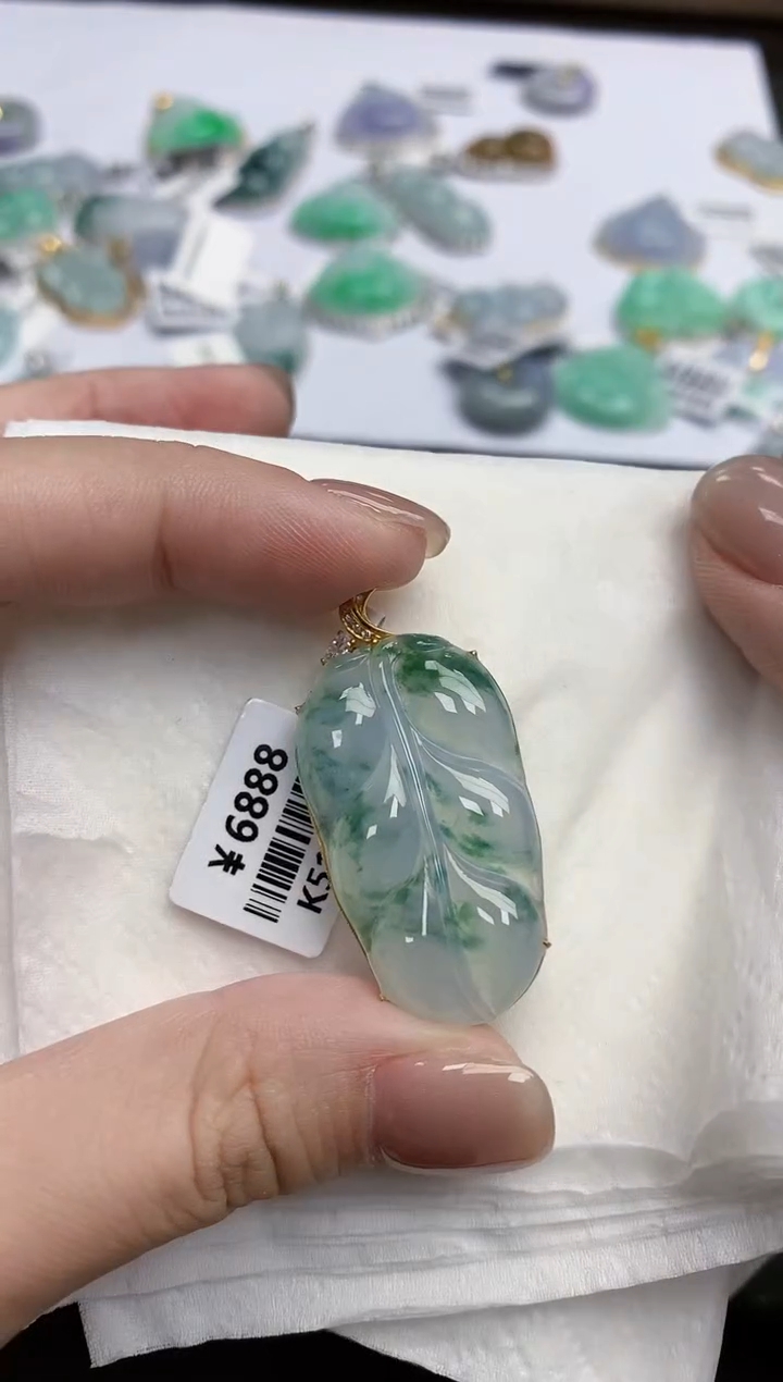 【闪购商品】翡翠颈饰18K金镶嵌天然缅甸翡翠A货