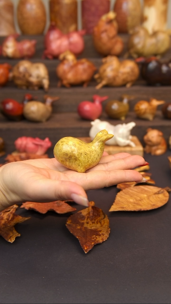 交趾黄檀（大红酸枝）岩桑鲸鱼