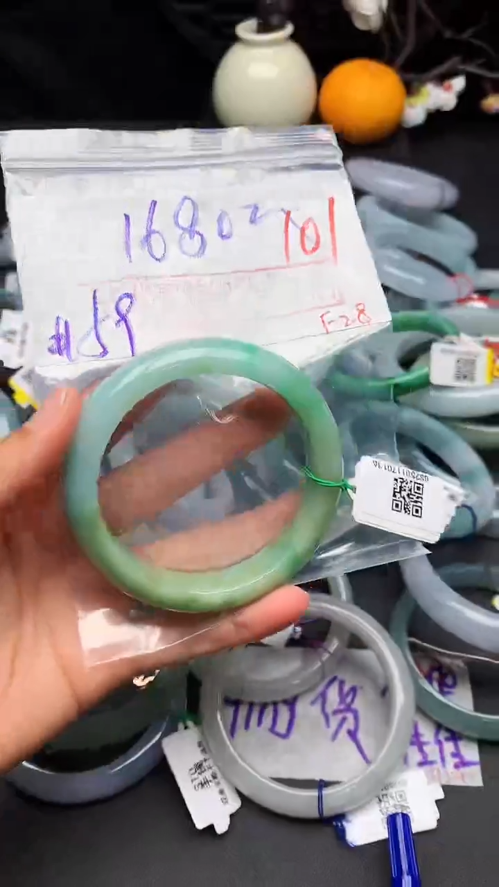 【闪购商品】定制翡翠未镶嵌毛货需精细抛光+多样性发货拍一发一
