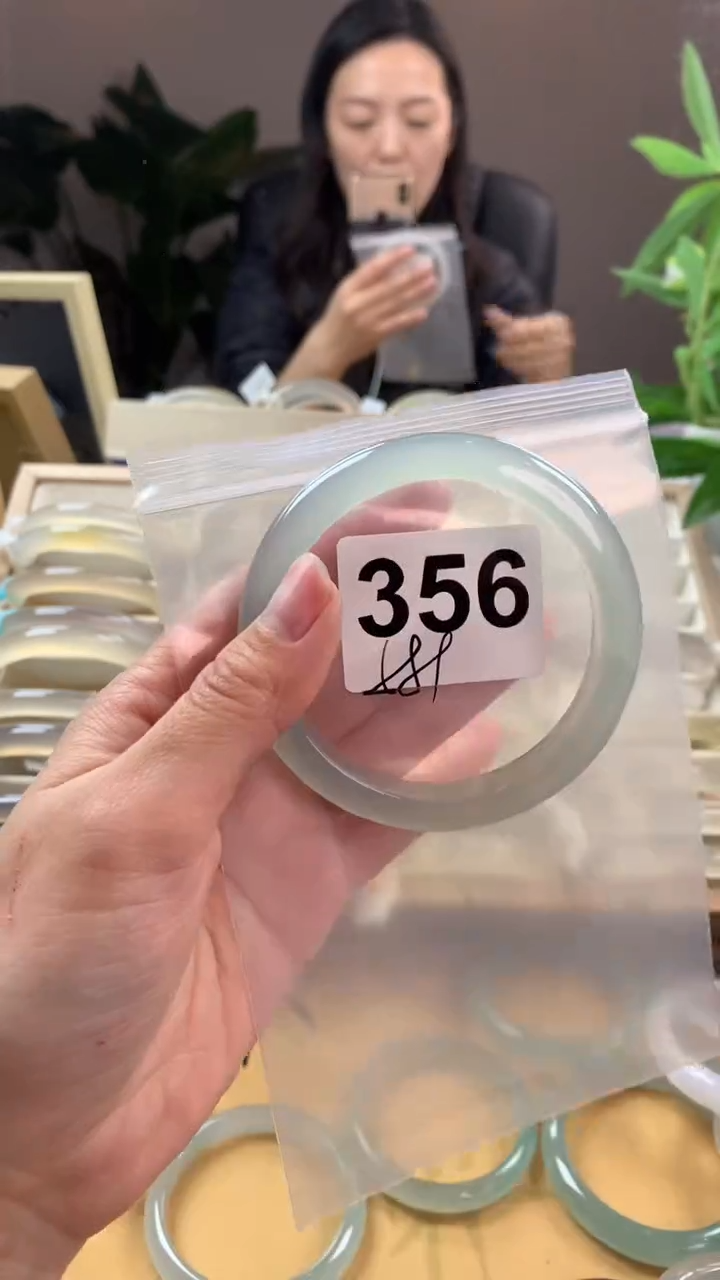 【闪购商品】玛瑙/玉髓手镯未镶嵌356