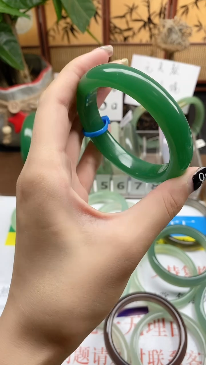 石英质玉手镯未镶嵌006-56