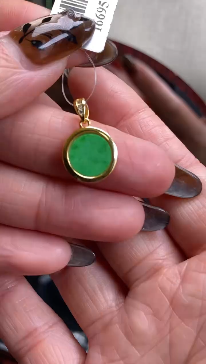 颈饰银S925镶嵌翡翠16695