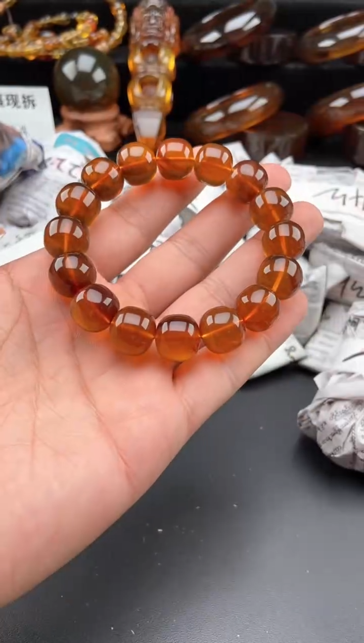 【闪购商品】琥珀手链未镶嵌金棕红老型珠手串
